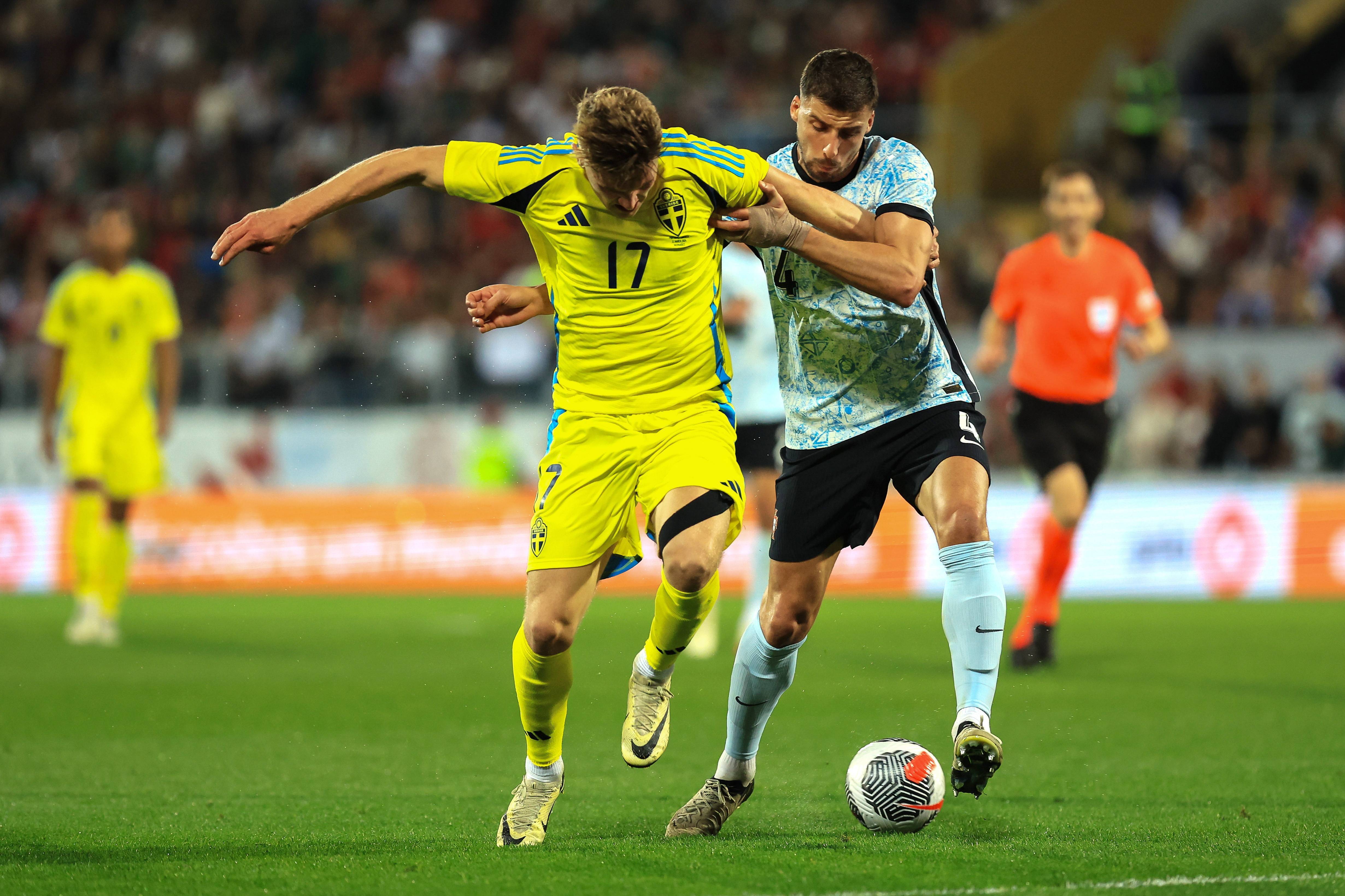 体育平台APP-包含热刺战平莱比锡，姆巴佩乌龙送礼世界杯的词条