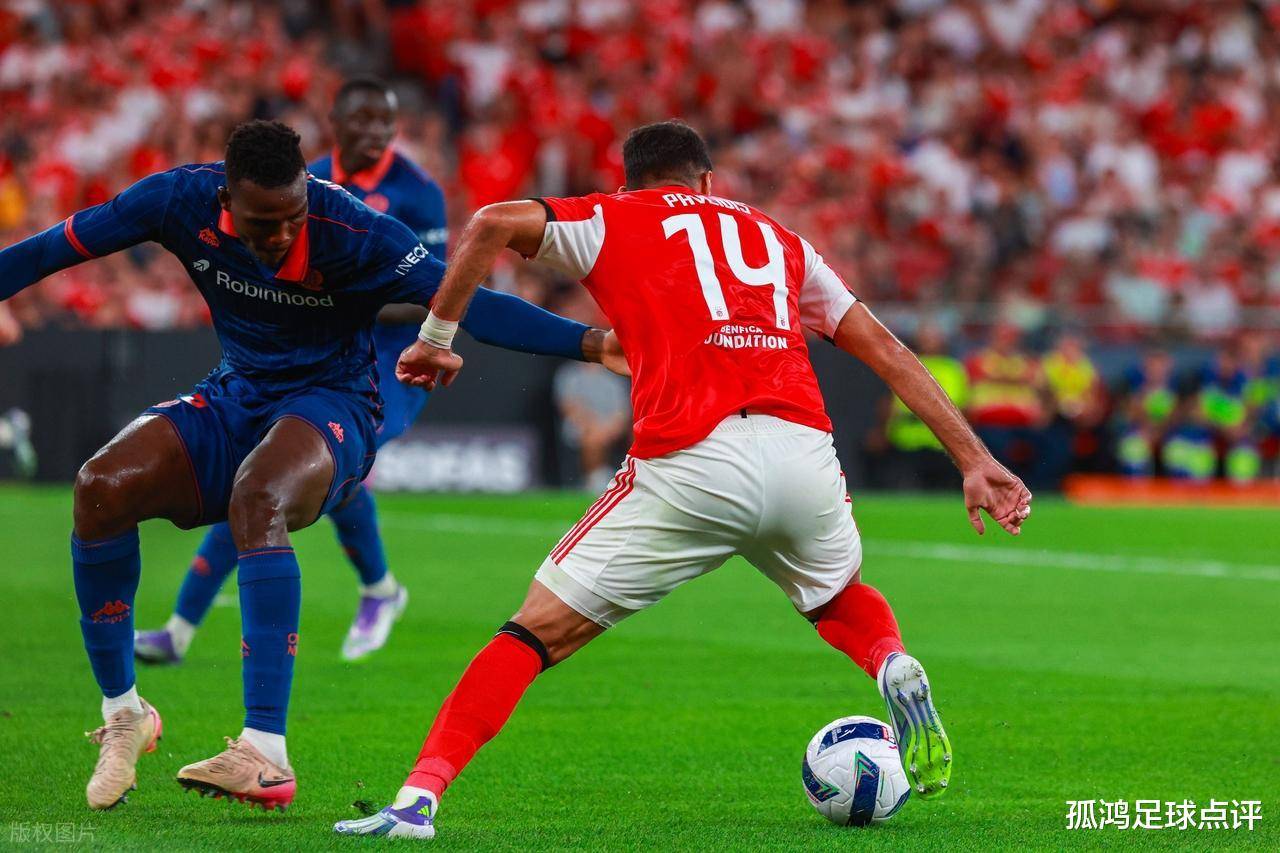 曼联轻取本菲卡，托马斯穆勒梅开二度法甲